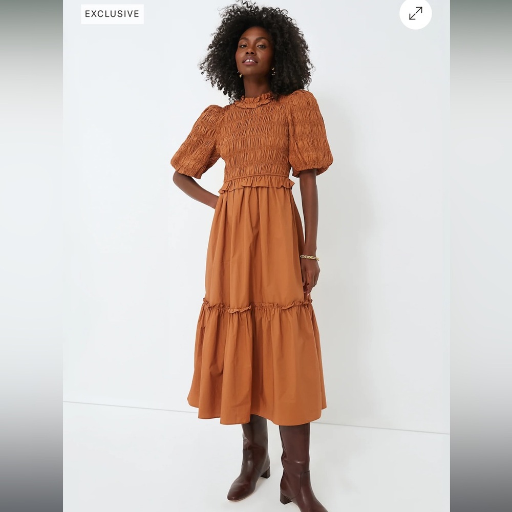 MOON RIVER, Caramel Bubble Sleeve Smocked Midi Dress